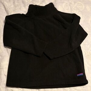 GAP Black women’s fleece Turtleneck Sweater